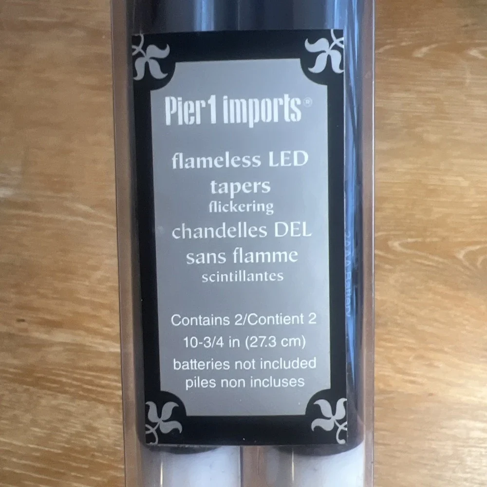 Pier 1 Flameless Flickering LED Taper 10-3/4 In‎ Candles Black Halloween